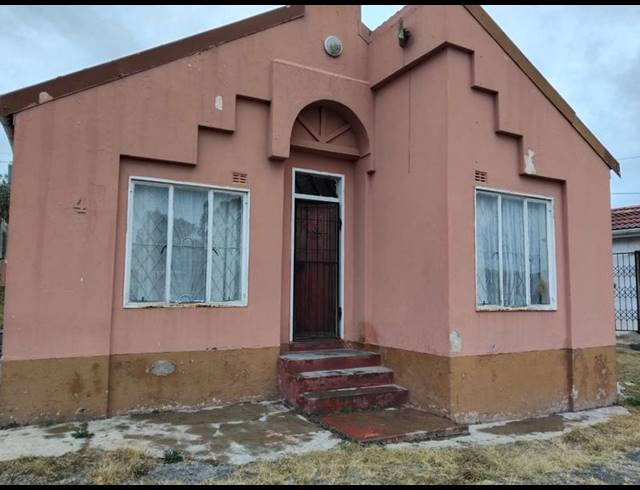 3 BEDROOM HOUSE FOR SALE IN MTHATHA CENTRAL
